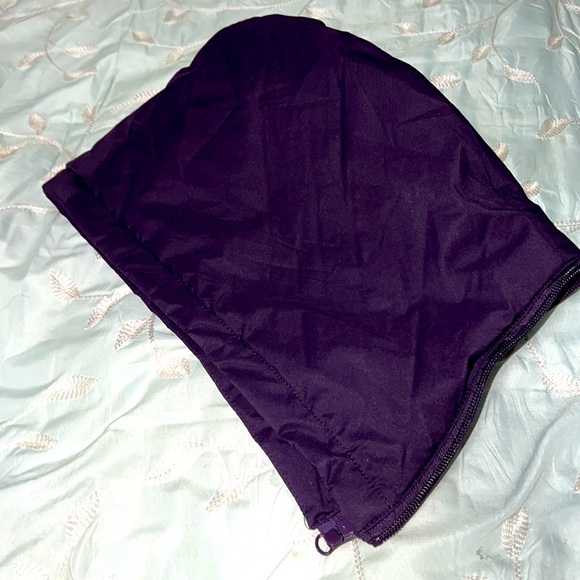 Grape Purple Lightweight Puff Jacket Women’s Size Large Packs into Pouch & Hood - Picture 12 of 14